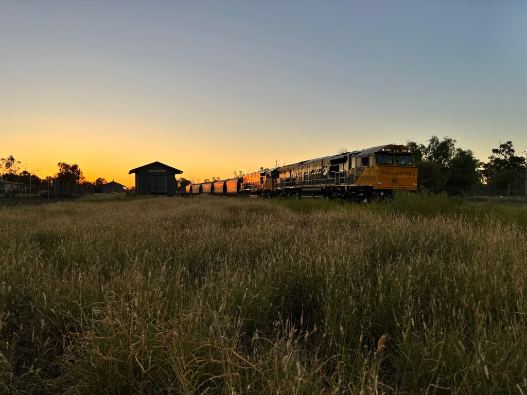 Sunsets, dirt roads and packed&nbsp;schedules